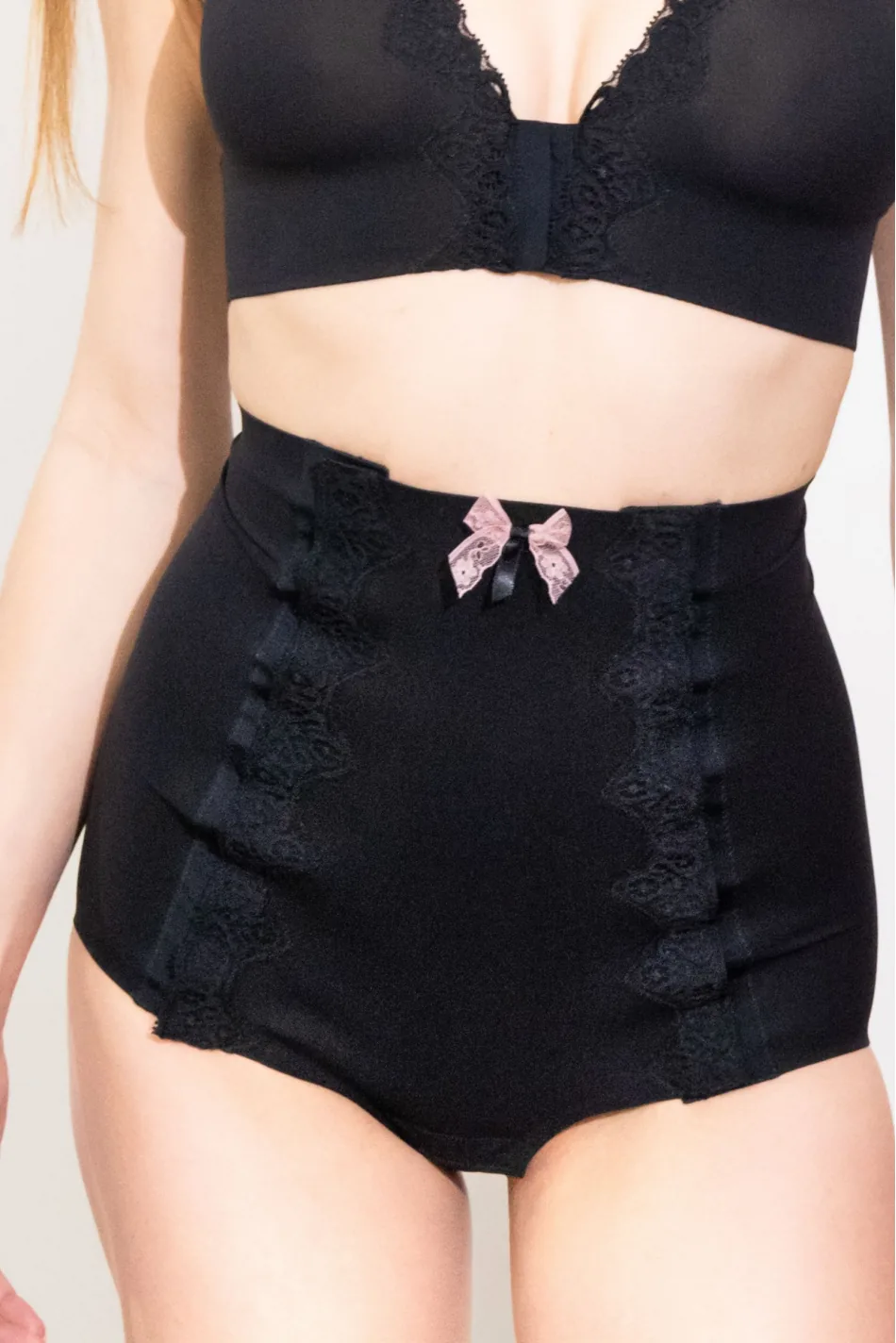 Kompressionshose nach Bauchdeckenstraffung – LE JOLI High-Waist | Embody – Ansicht 7